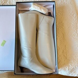 NWB Silent D Erena Kitten-Heel boots